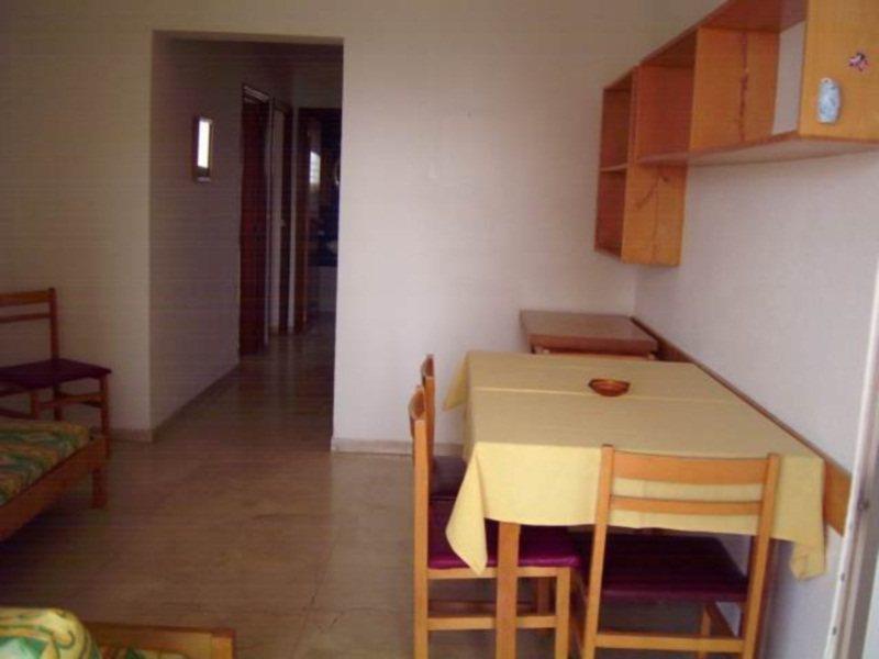Apartamentos Maryciel By Mc Бенидорм Екстериор снимка